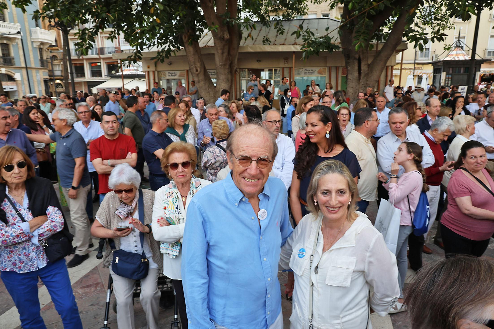 Imágenes de la concentración por las infraestructuras para Huelva