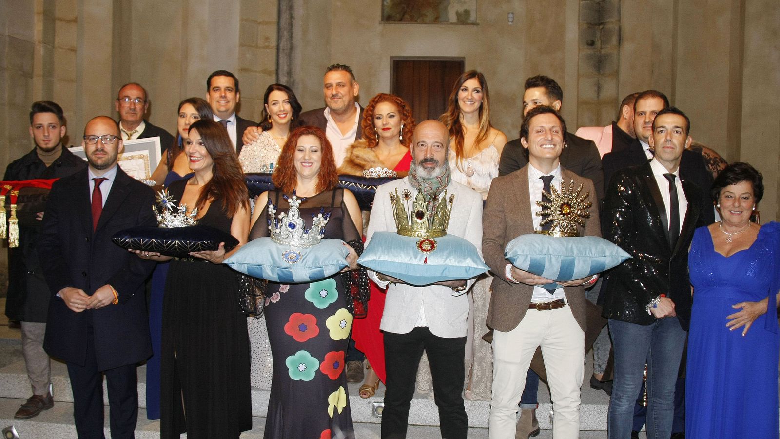 Los Reyes Magos de la Cabalgata 2020, junto a  los de 2019.