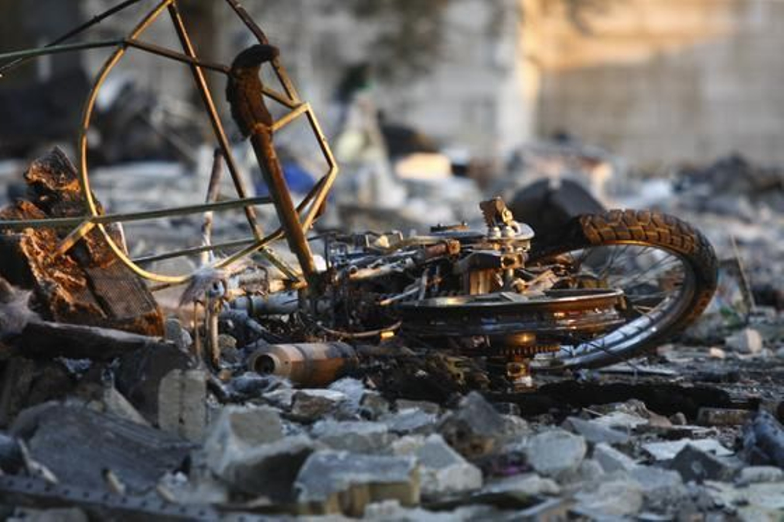 Restos provocados por la explosión de una pirotecnia.

Foto: Belén Vargas