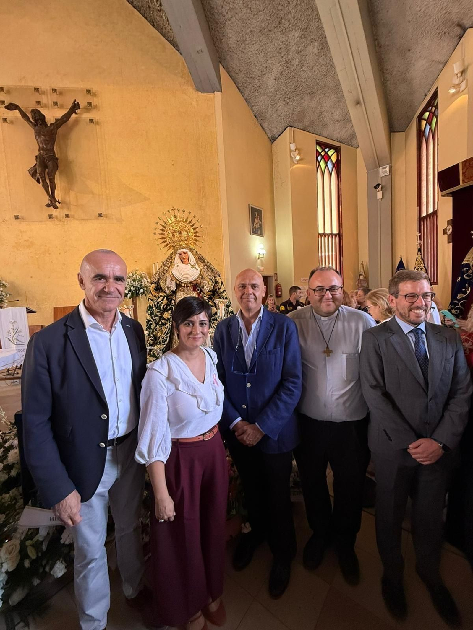 La ministra de Vivienda en la parroquia de Jesús Obrero