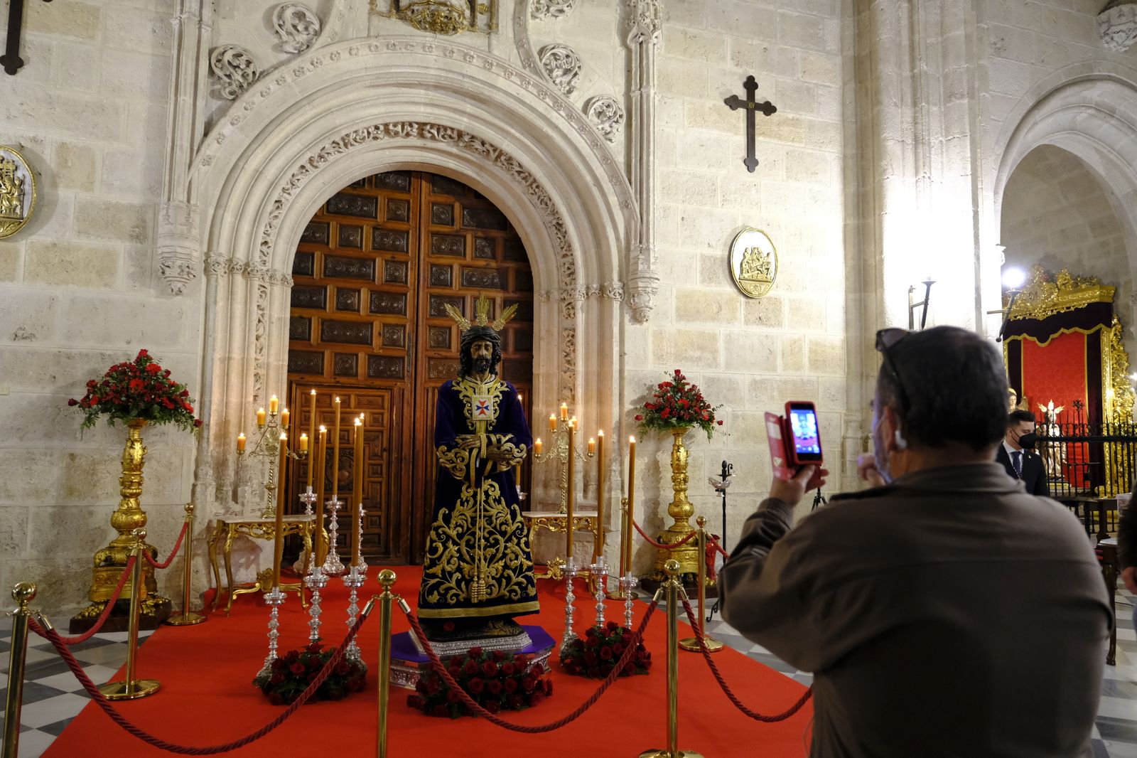 Fotogalería veneración Jesús Cautivo de Medinaceli. Almería