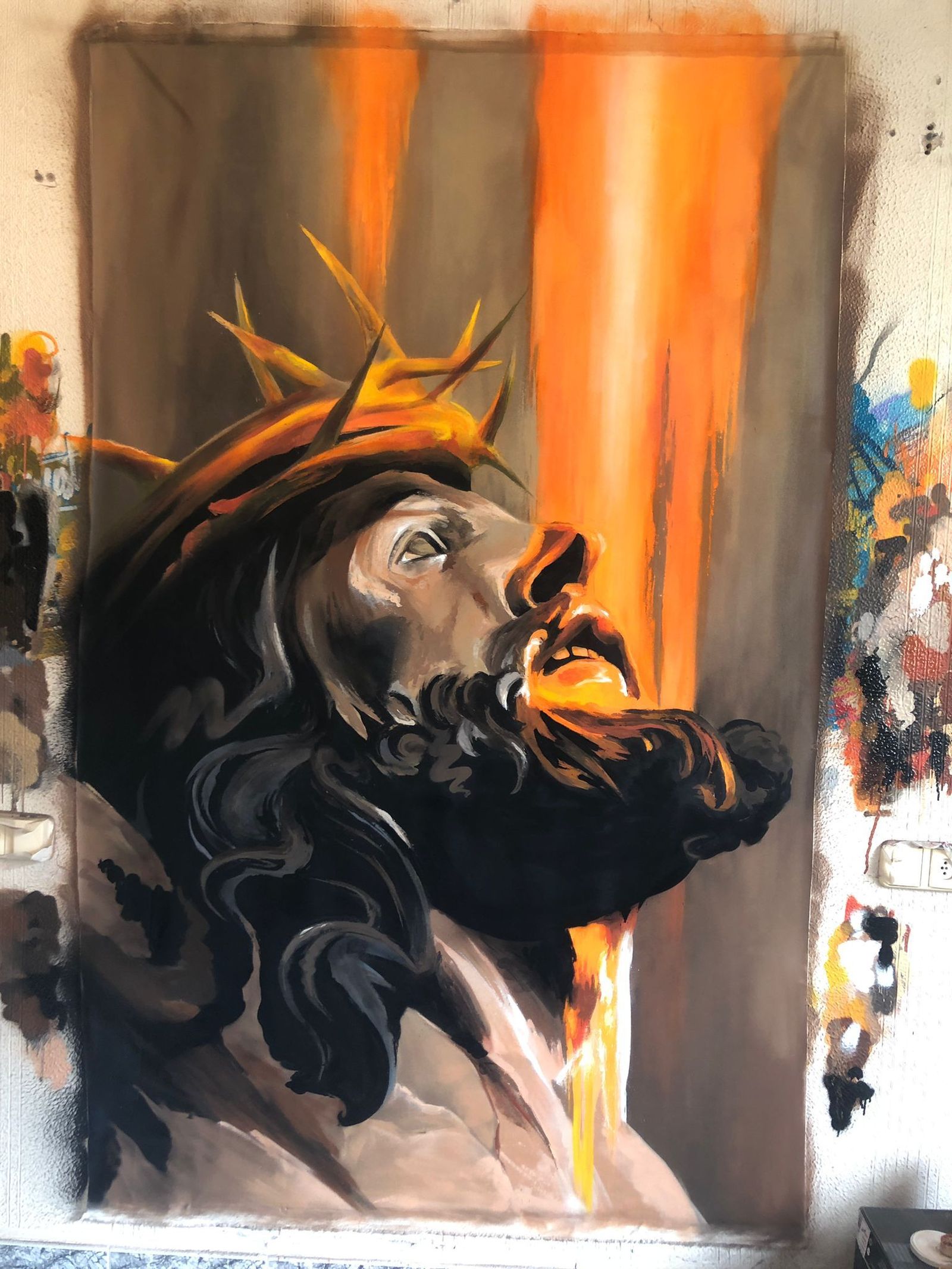 Imágenes de algunas de las obras de la iniciativa 'Balcones Cofrades' de la Hermandad de la Borriquita de Huelva