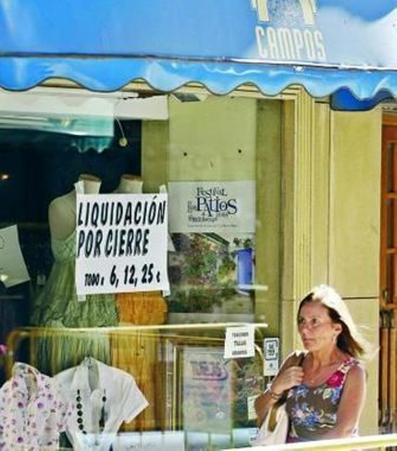 Fachada del establecimiento Campos, en la calle Góngora.