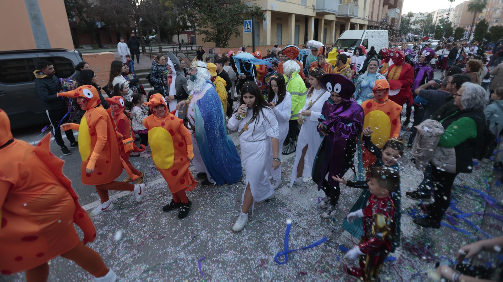 Búscate en las fotos de la cabalgata del Carnaval de Algeciras