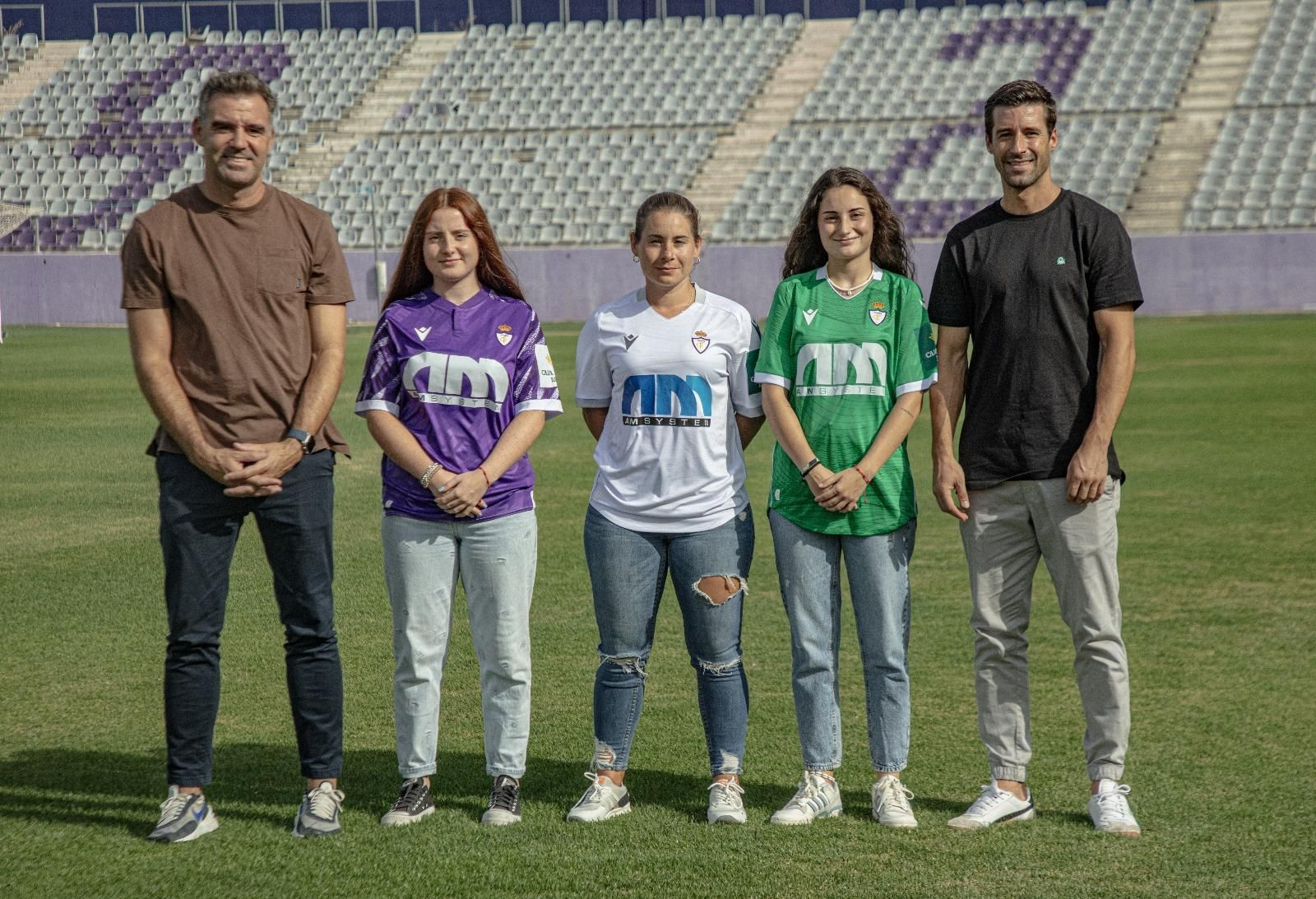 De izquierda a derecha: Fran Anera, Andrea Toledano, Isa Bueno, Ángela Parras y Antonio Montiel.