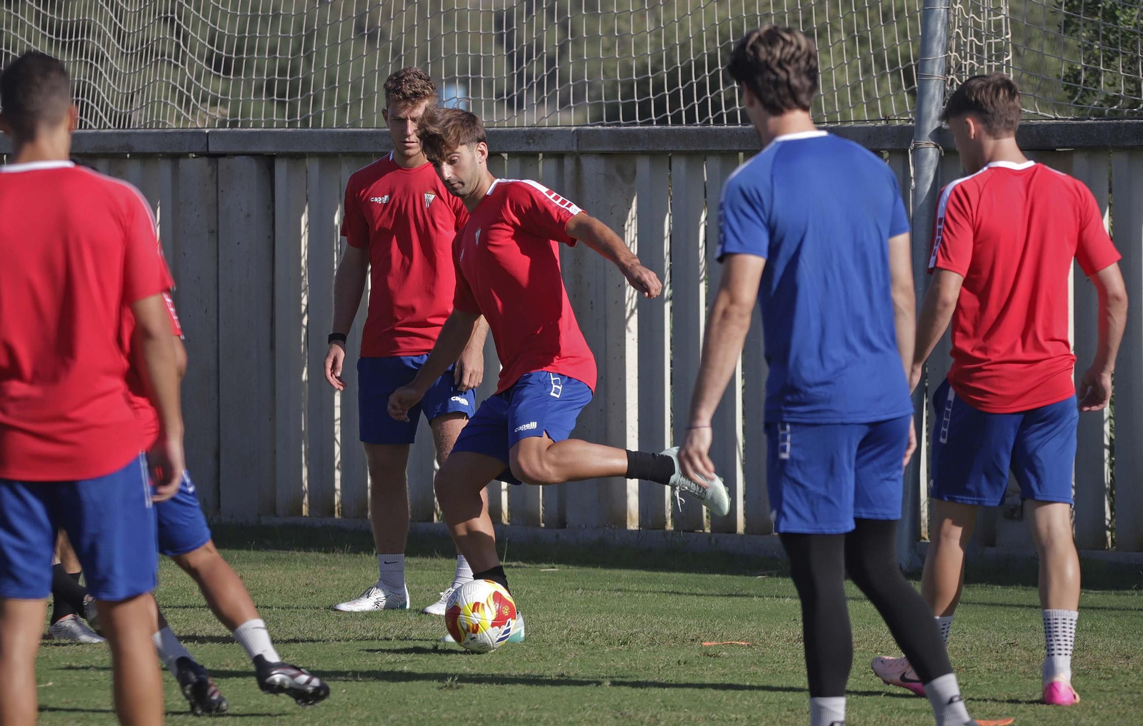 Las fotos de entrenamiento del Algeciras CF para preparar el partido ante el Europa