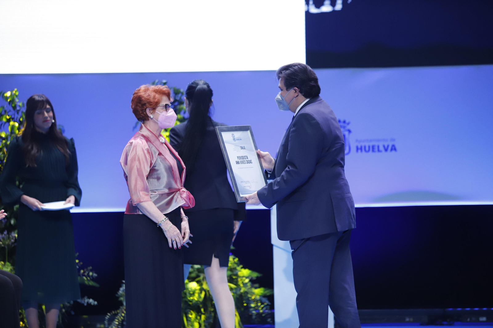 Imágenes de la entrega de las nuevas calles de la ciudad de Huelva