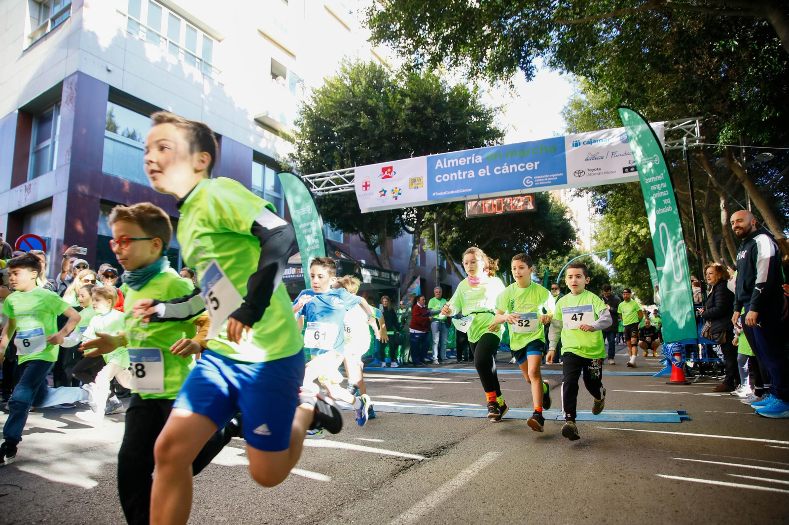 Imágenes de la Carrera contra el Cáncer de Almería