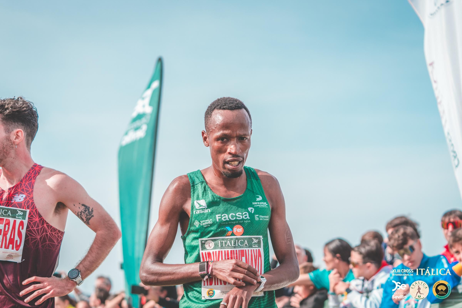 Búscate en las fotos del Cross de Itálica 2025 | 12