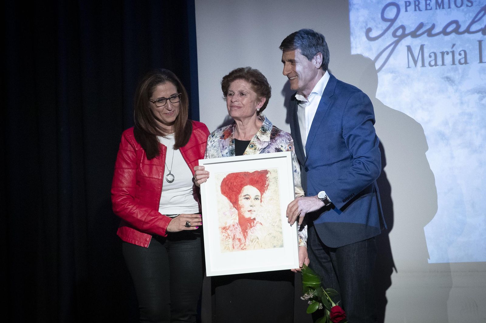 Las mejores imágenes del reconocimiento a nueve mujeres en los Premios María Lejárraga