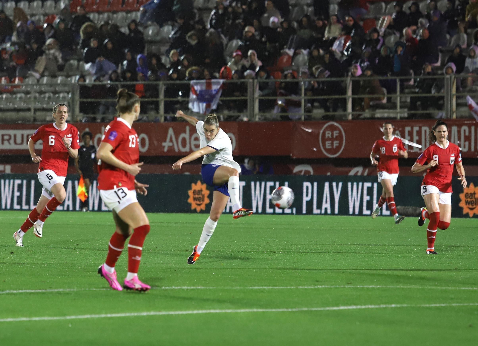LAS FOTOS DEL AMISTOSO INGLATERRA-AUSTRIA FEMENINO EN ALGECIRAS