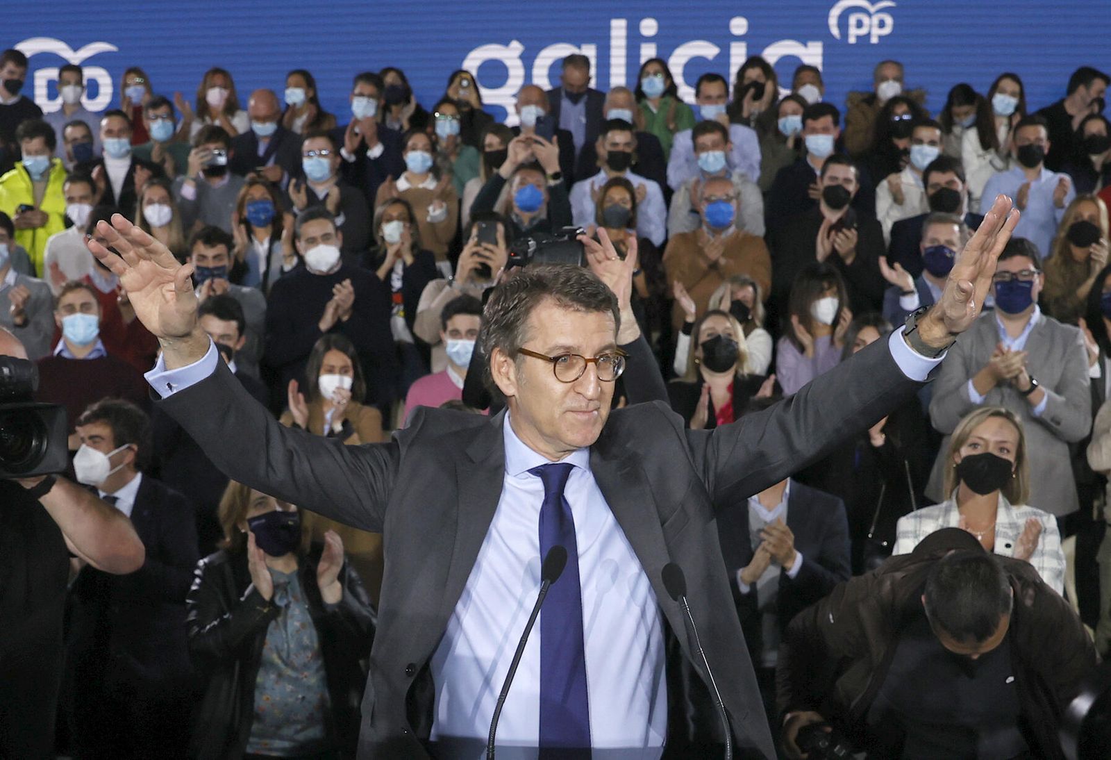 Alberto Nuñez Feijóo en el acto con miembros del PP de Galicia donde confirmó su candidatura para liderar el partido a nivel nacional.