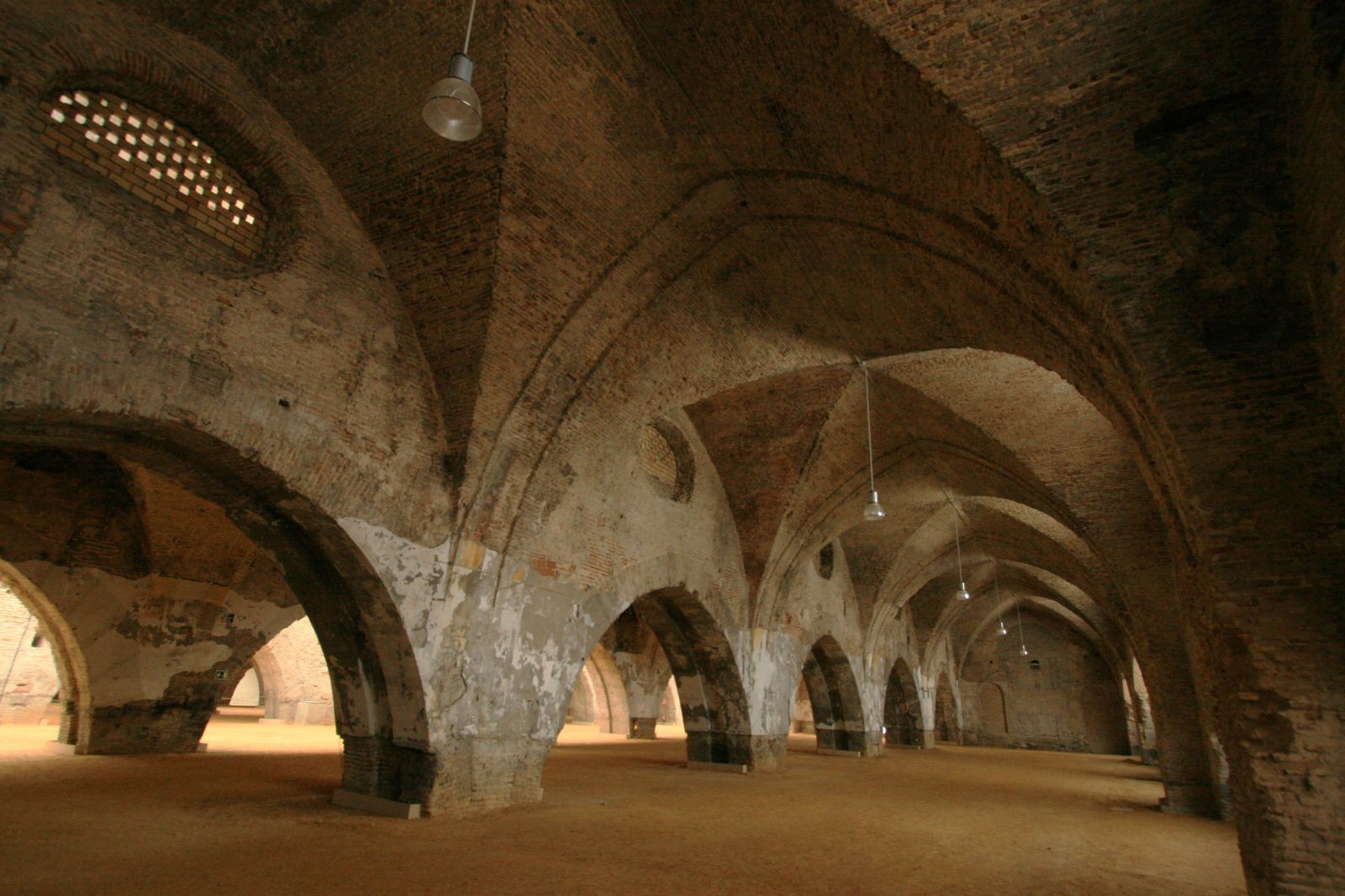 El antiguo astillero medieval está declarado como monumento.