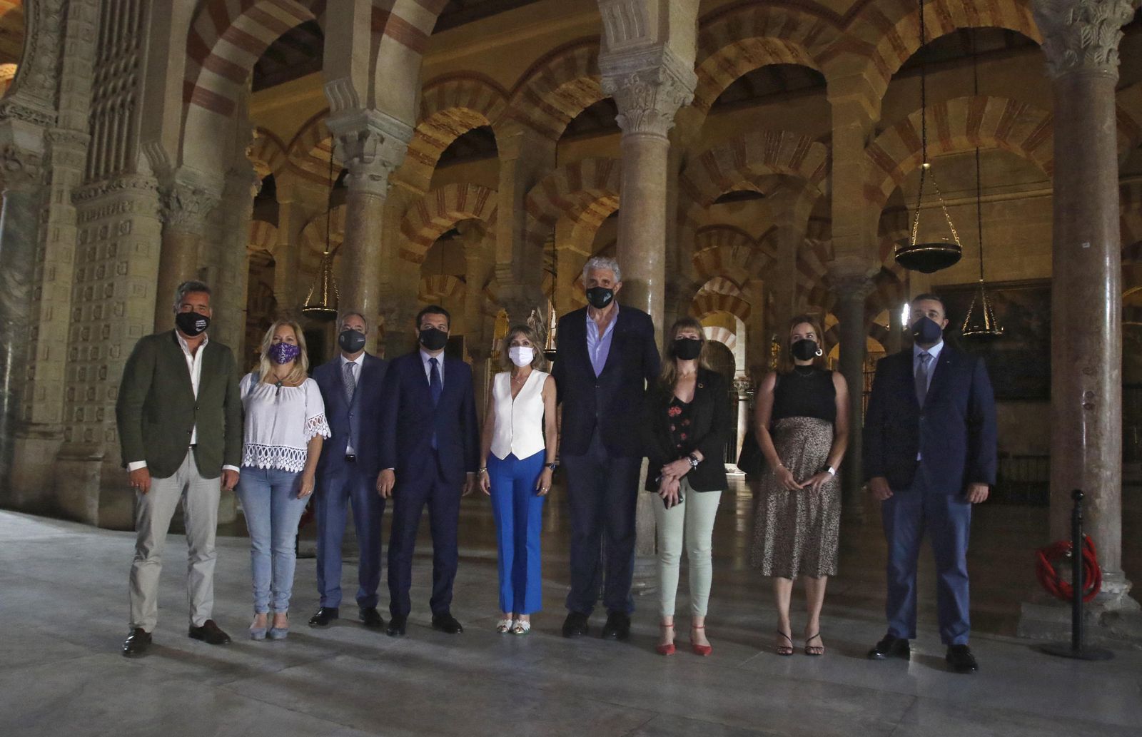 La presentación del torneo internacional de baloncesto femenino de Córdoba, en imágenes