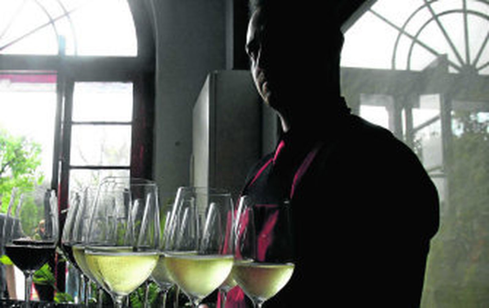 El desempleo cae en Jerez en 729 personas gracias al sector servicios