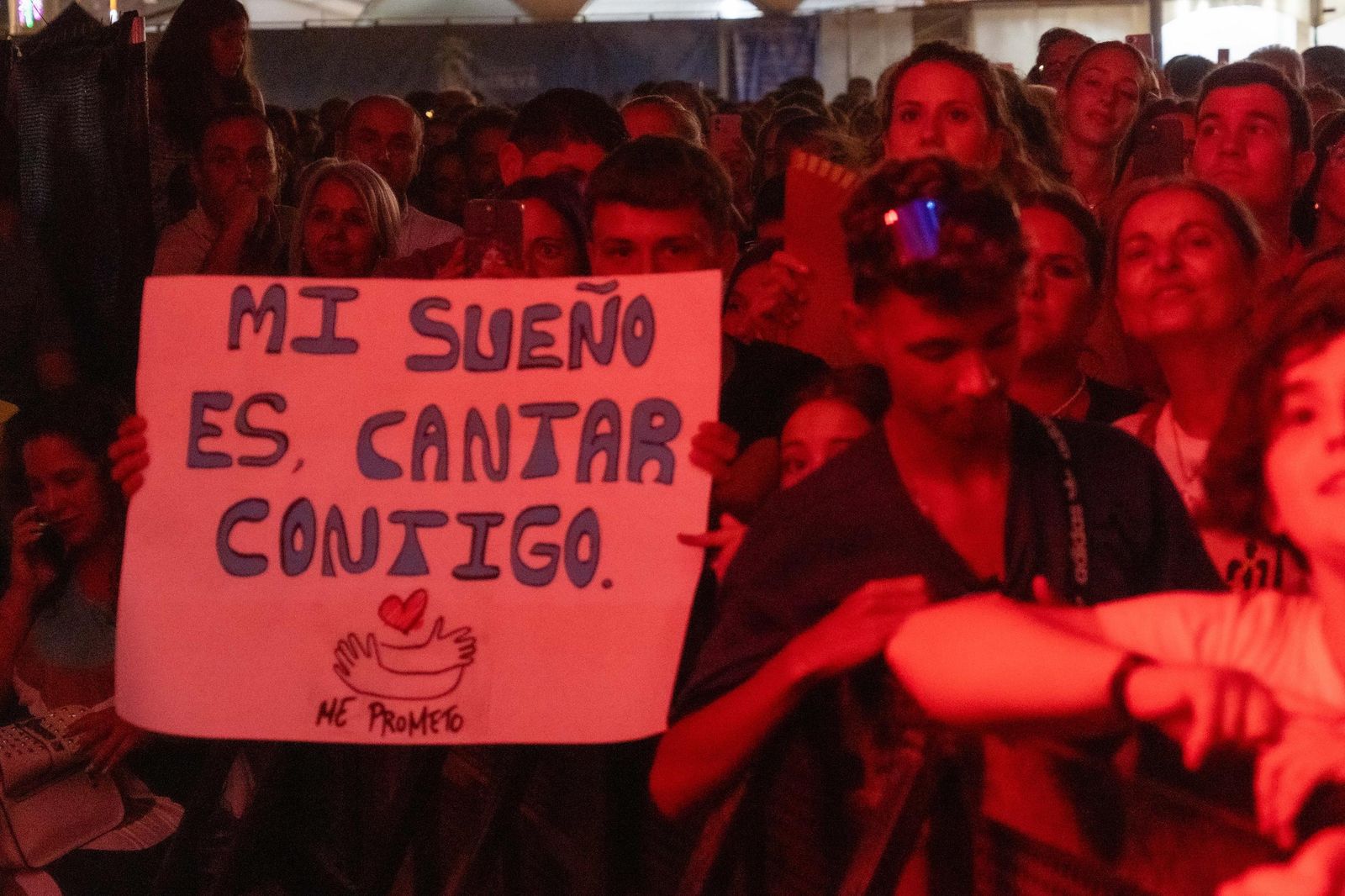 Colombinas 2025: El concierto de Antoñito Molina en las Fiestas Colombinas en imágenes