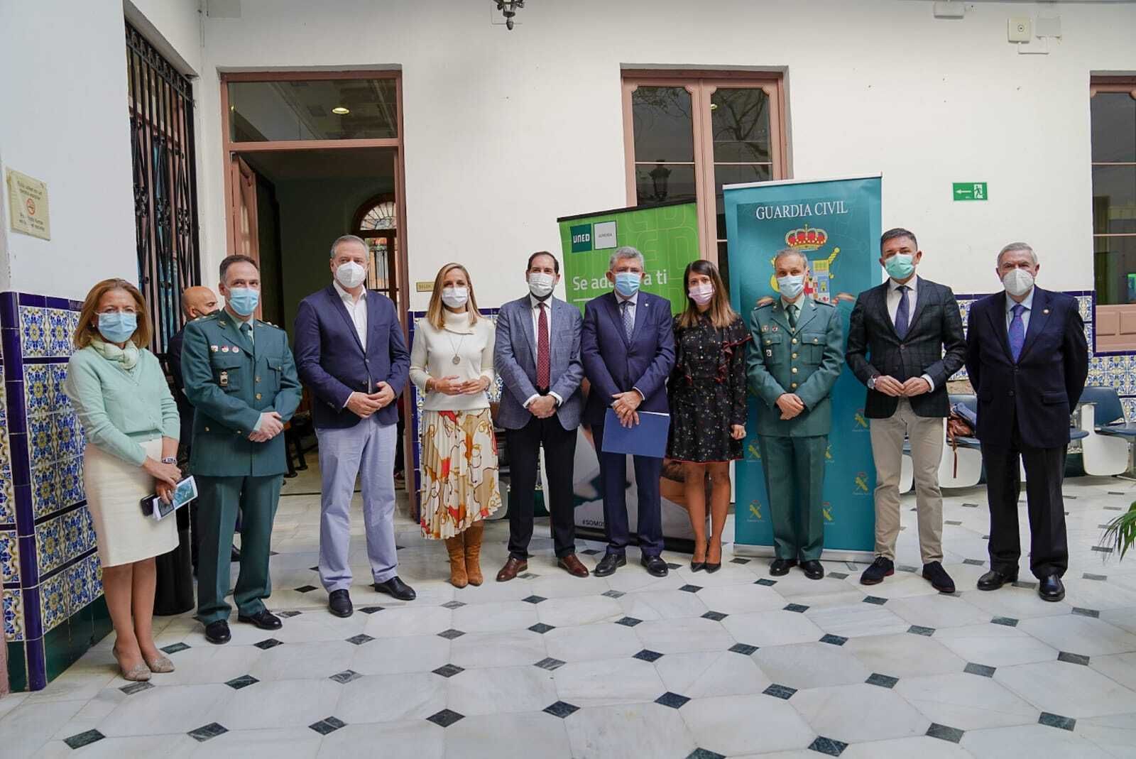 UNED Almería y Guardia Civil imparten un curso sobre asistencia y protección de las víctimas