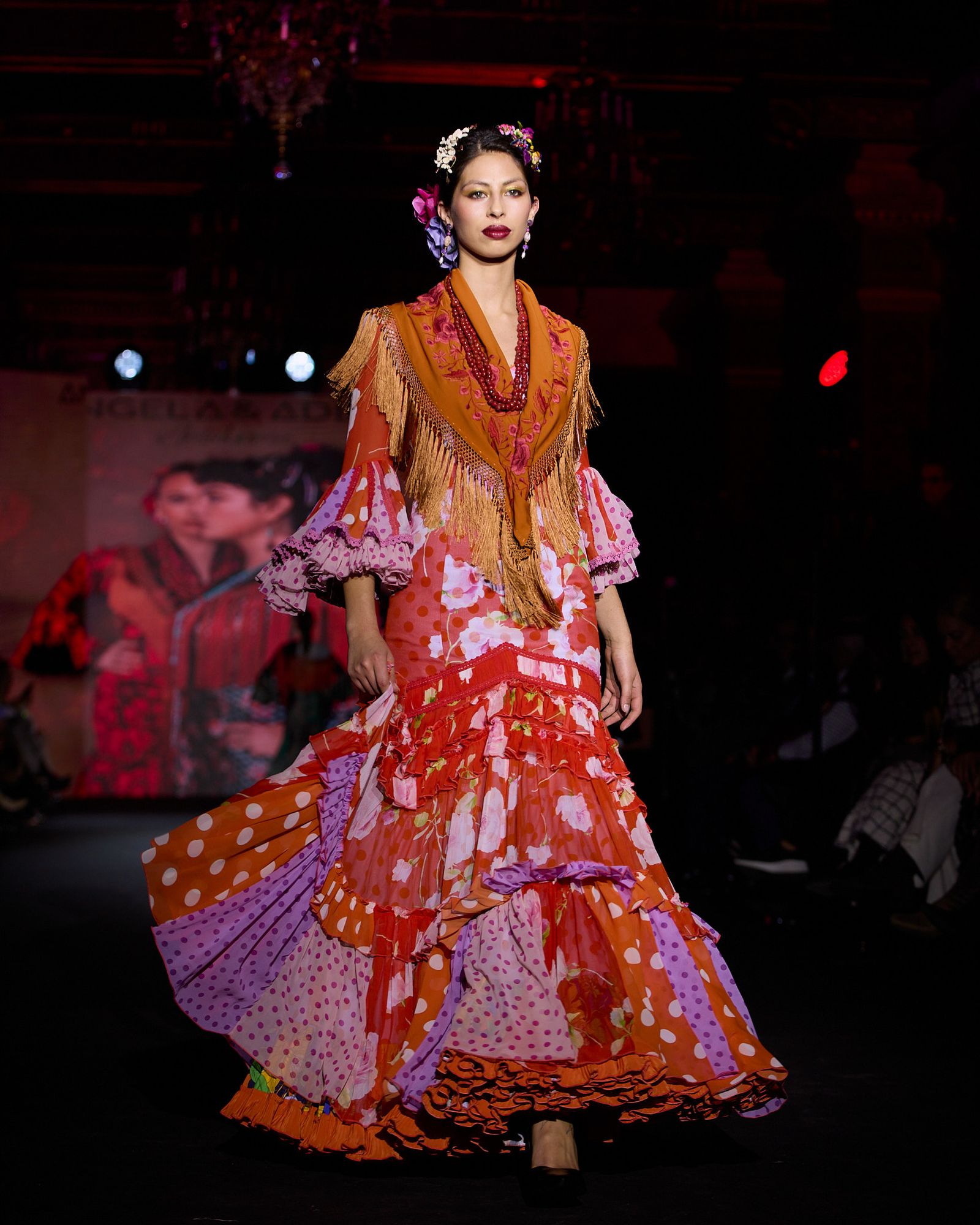 El desfile de Ángela & Adela en We Love Flamenco 2026, todas las fotos