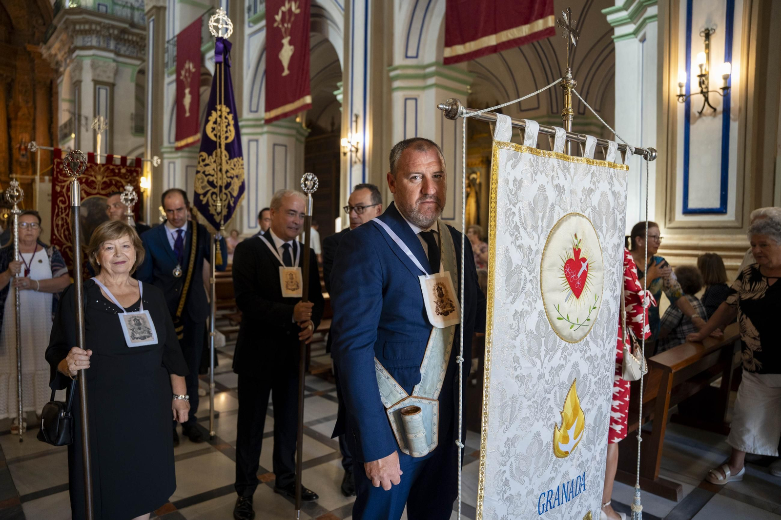 Eucaristía y procesión de Exaltación de la Cruz en la localidad de Vélez-Rubio