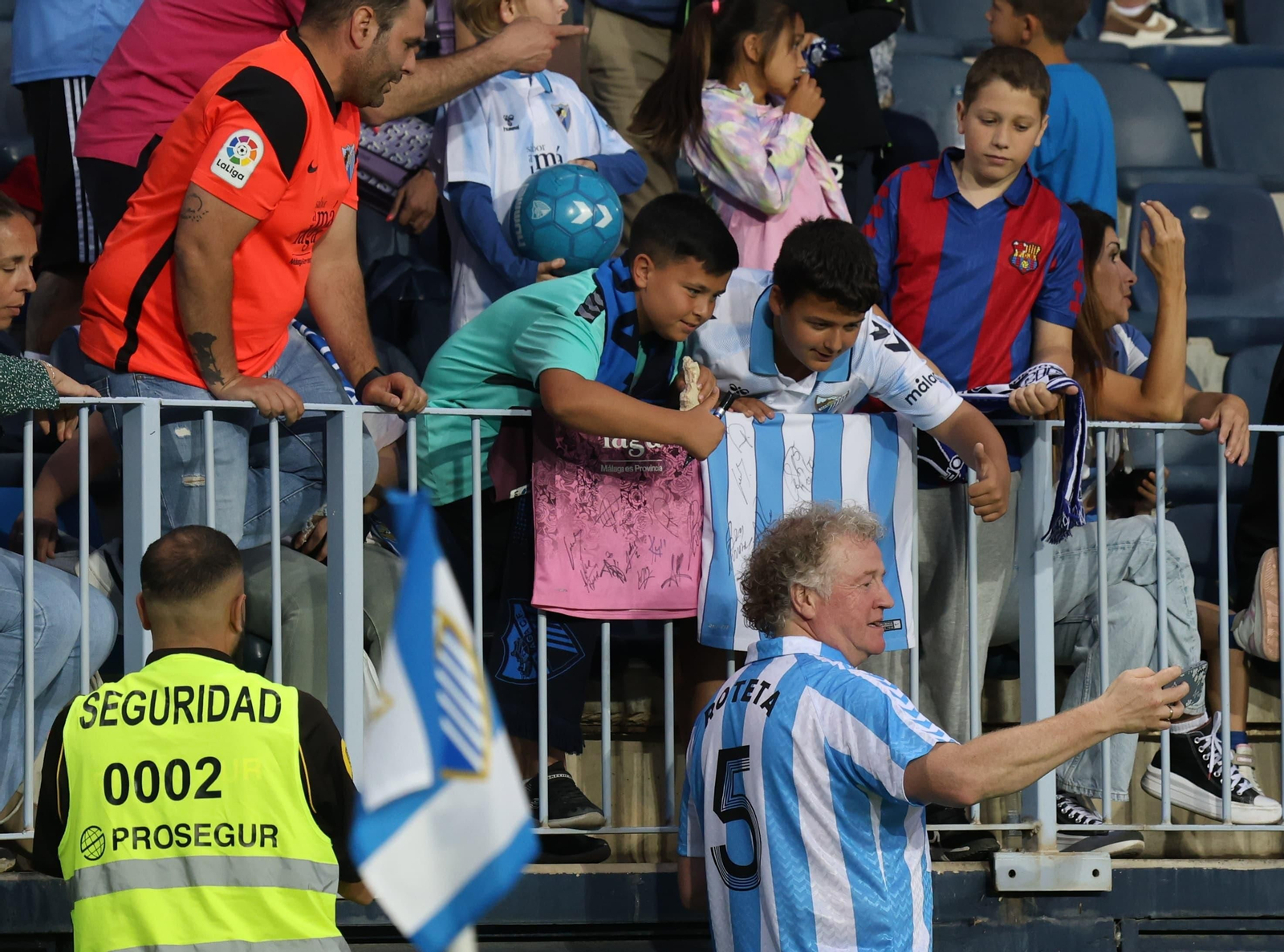 Búscate en La Rosaleda durante el Partido de Leyendas del Málaga CF