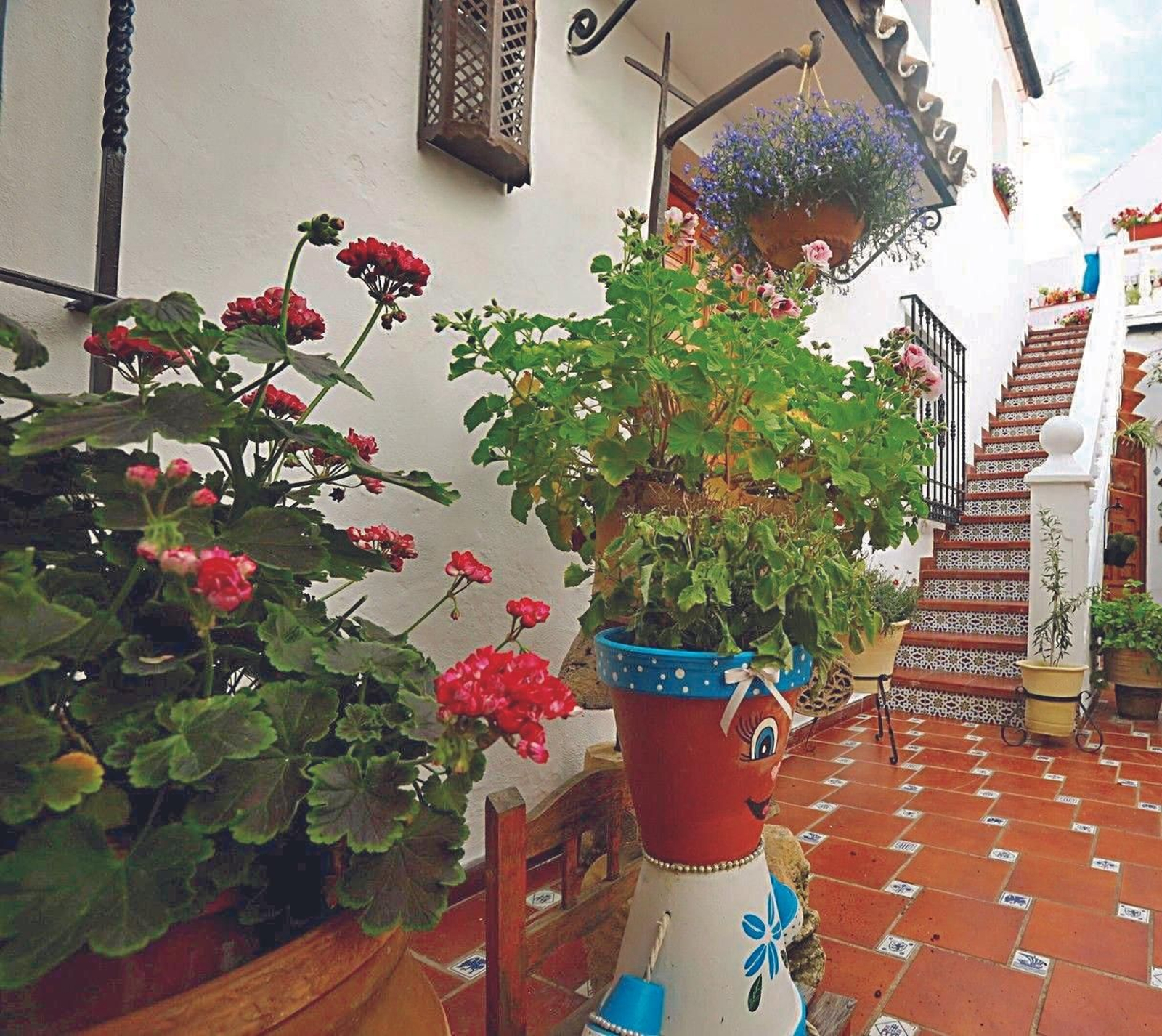 Guía de los Patios: Jesús del Calvario, 16