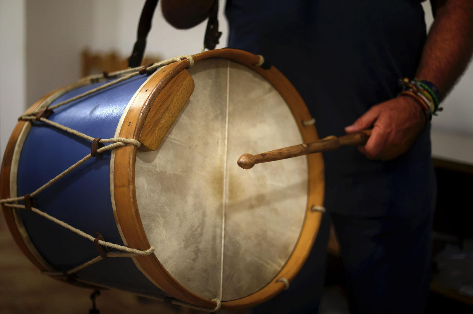 Magna de Huelva 2025: Imágenes del ensayo del grupo de tamborileros de la Hdad del Rocío de Huelva