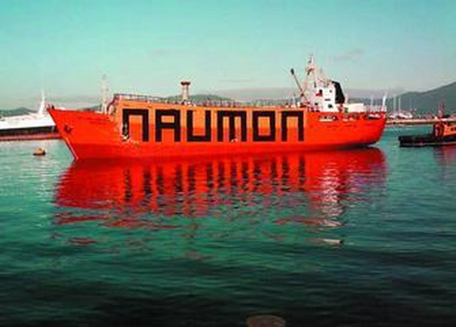 El 'Naumon', el barco de La Fura del Baus.