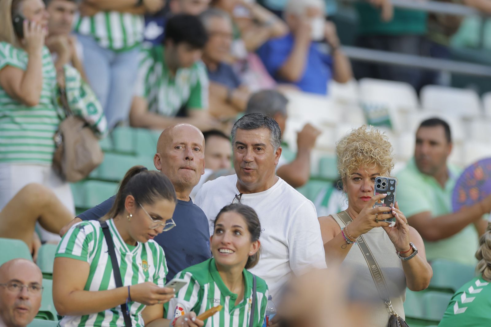 Búscate en las fotos del Betis-Atlético de Madrid