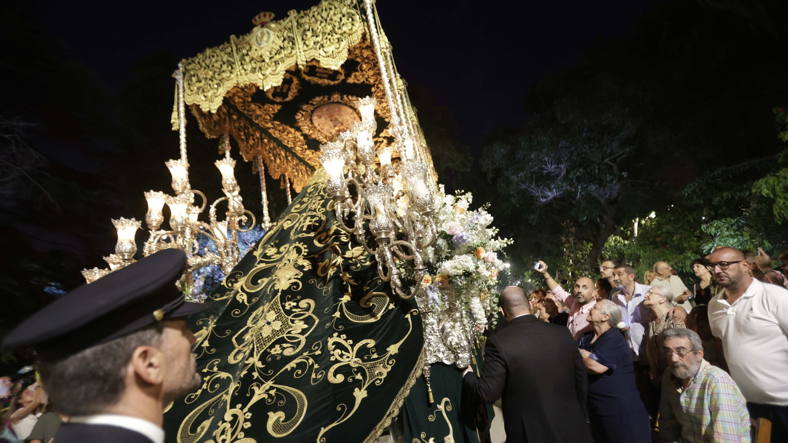 La Magna Mariana de Algeciras por el Parque María Cristina, en imágenes
