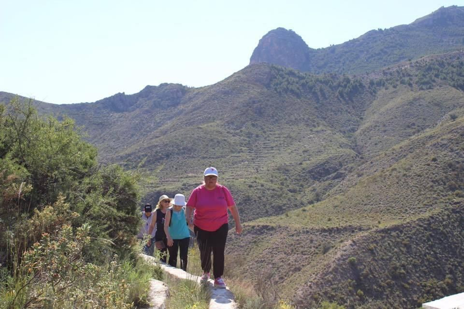 Jornada de senderismo en el Peñón de Bernal