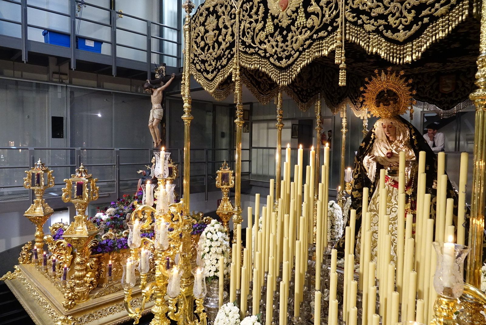 Las fotos de la cofradía del Amor, en el Viernes Santo de Málaga