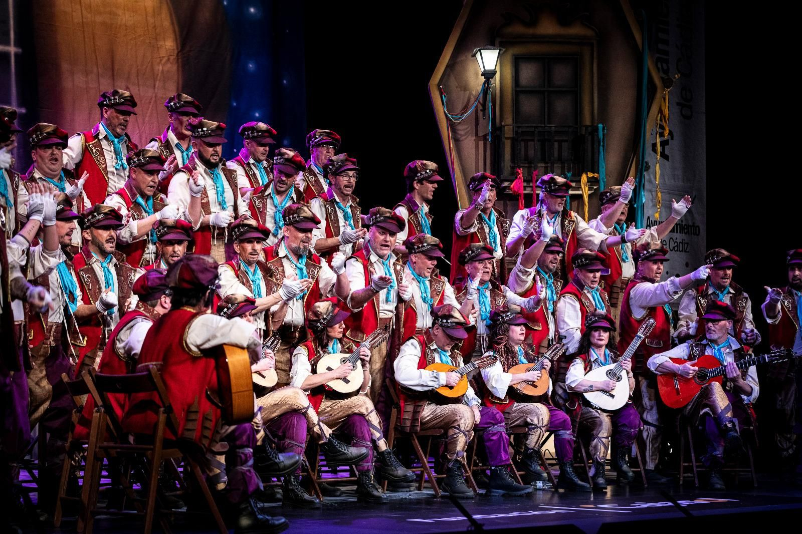 Búscate entre las mejores imágenes de la segunda sesión de cuartos de final del COAC 2025