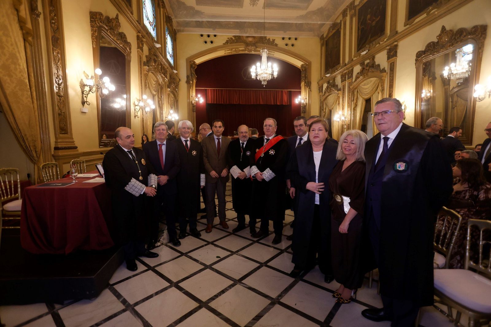La imposición de las medallas al mérito en el Servicio de la Abogacía en Córdoba