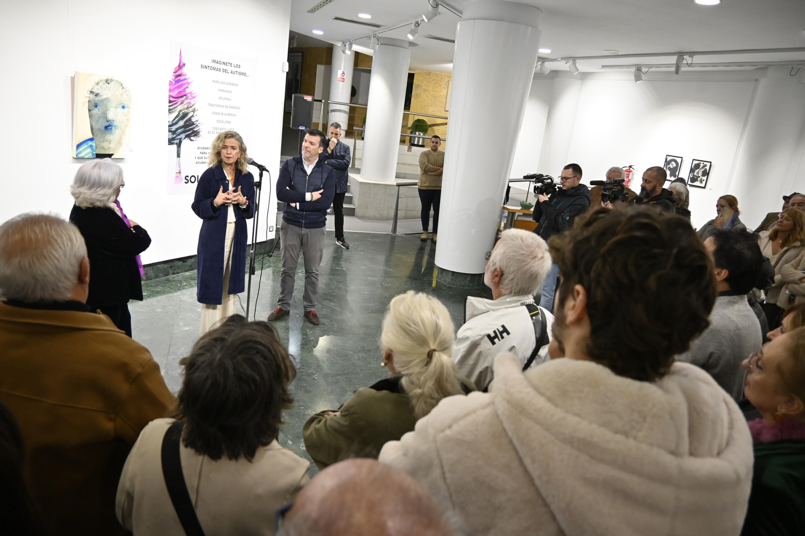 Inauguración de la muestra solidaria titulada 'ArtistasxPrincesa. Una obra por cada princesa RETT'
