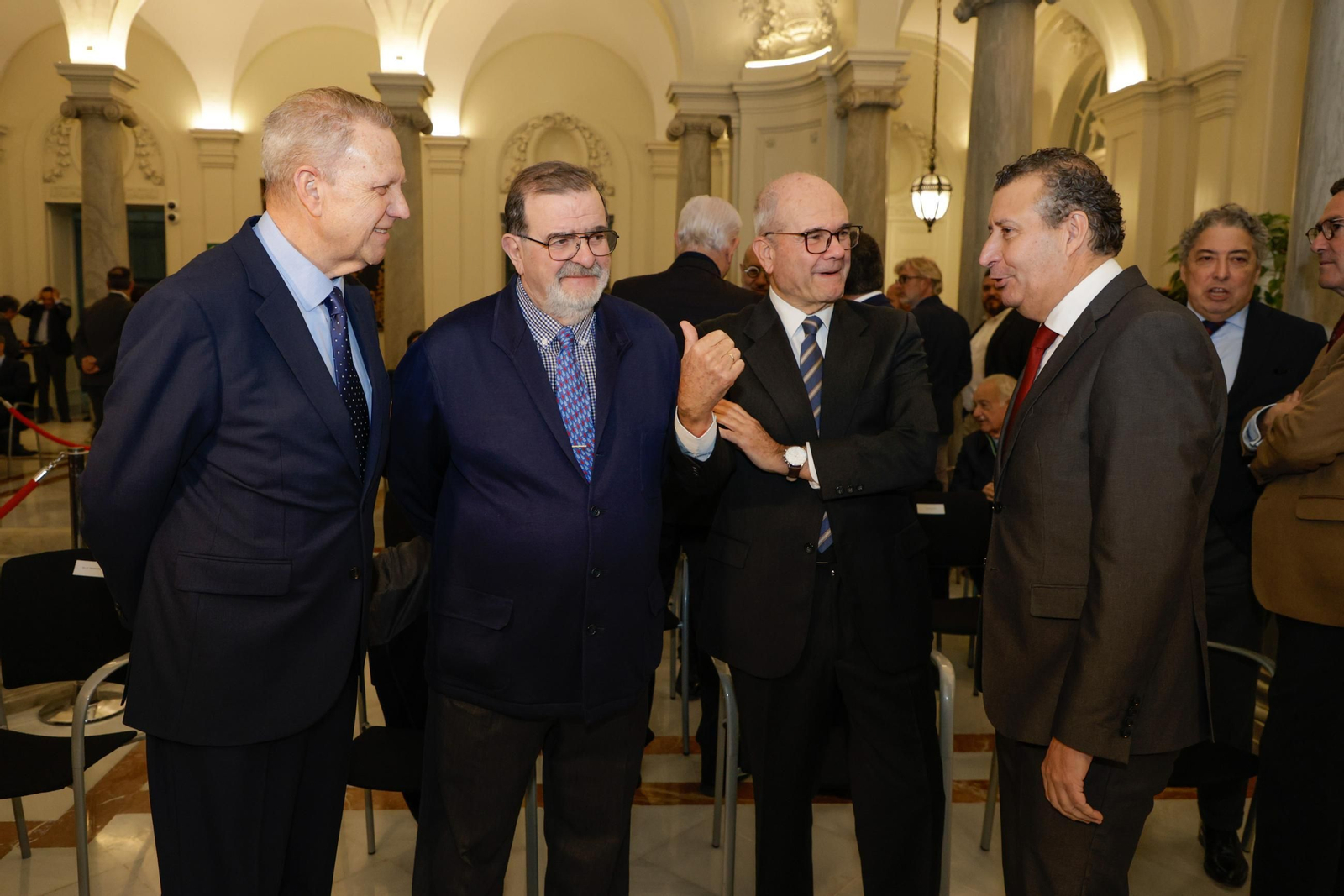 I Premio a la Trayectoria ejemplar en defensa de Andalucía a Fátima Báñez y a Jaime Montaner Roselló