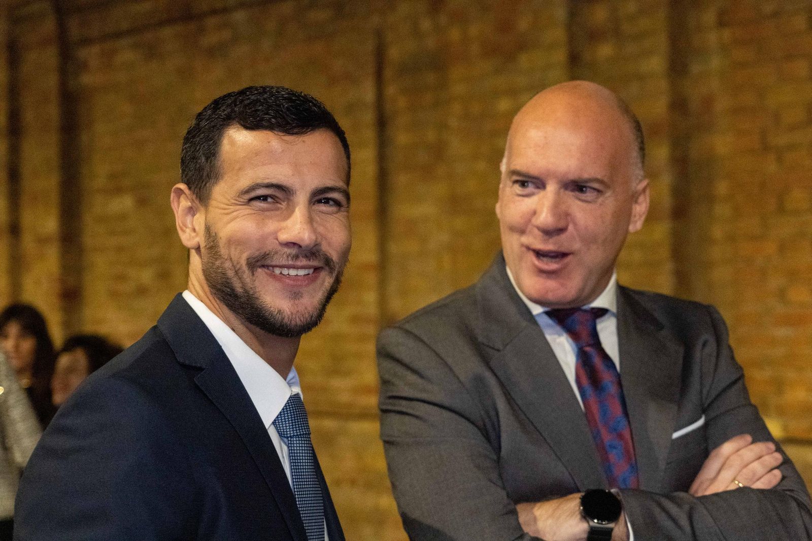 Imágenes de los invitados a la gala de los  37 premios Onubenses del Año