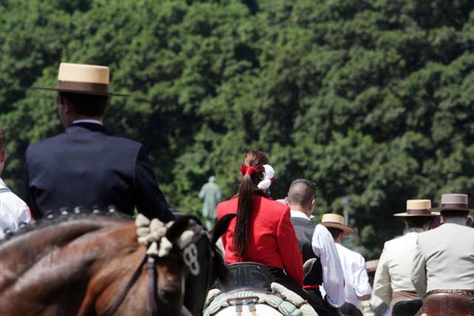 Hileras de caballistas coparon la Alameda Principal.
FOTO: Migue Fernández