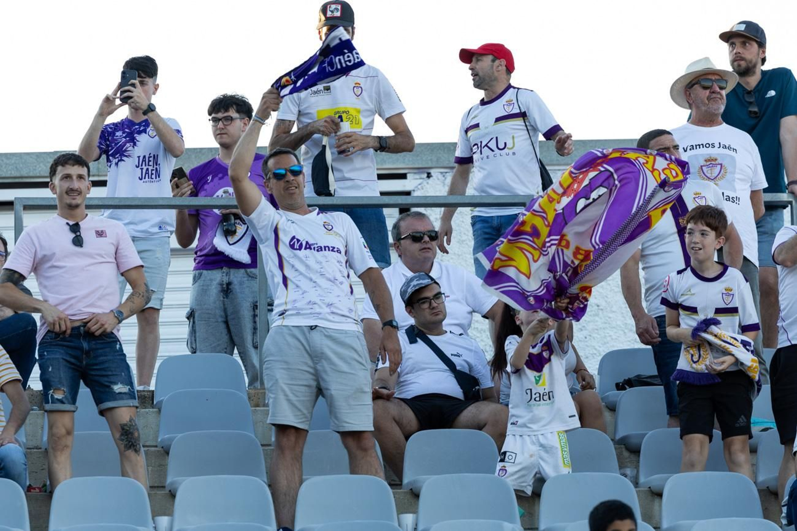 Las mejores imágenes del Real Jaén - CD Huétor Tájar Las mejores imágenes del Real Jaén - CD Huétor Tájar