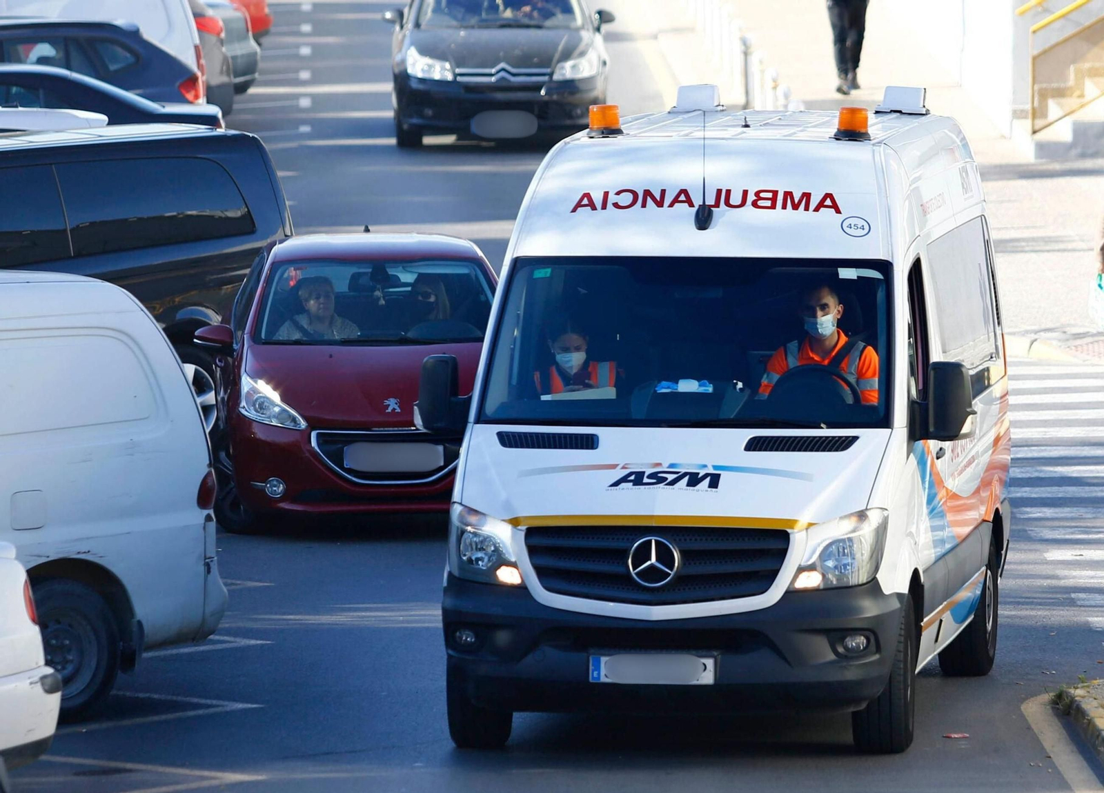 Imagen de archivo de una ambulancia de Málaga.