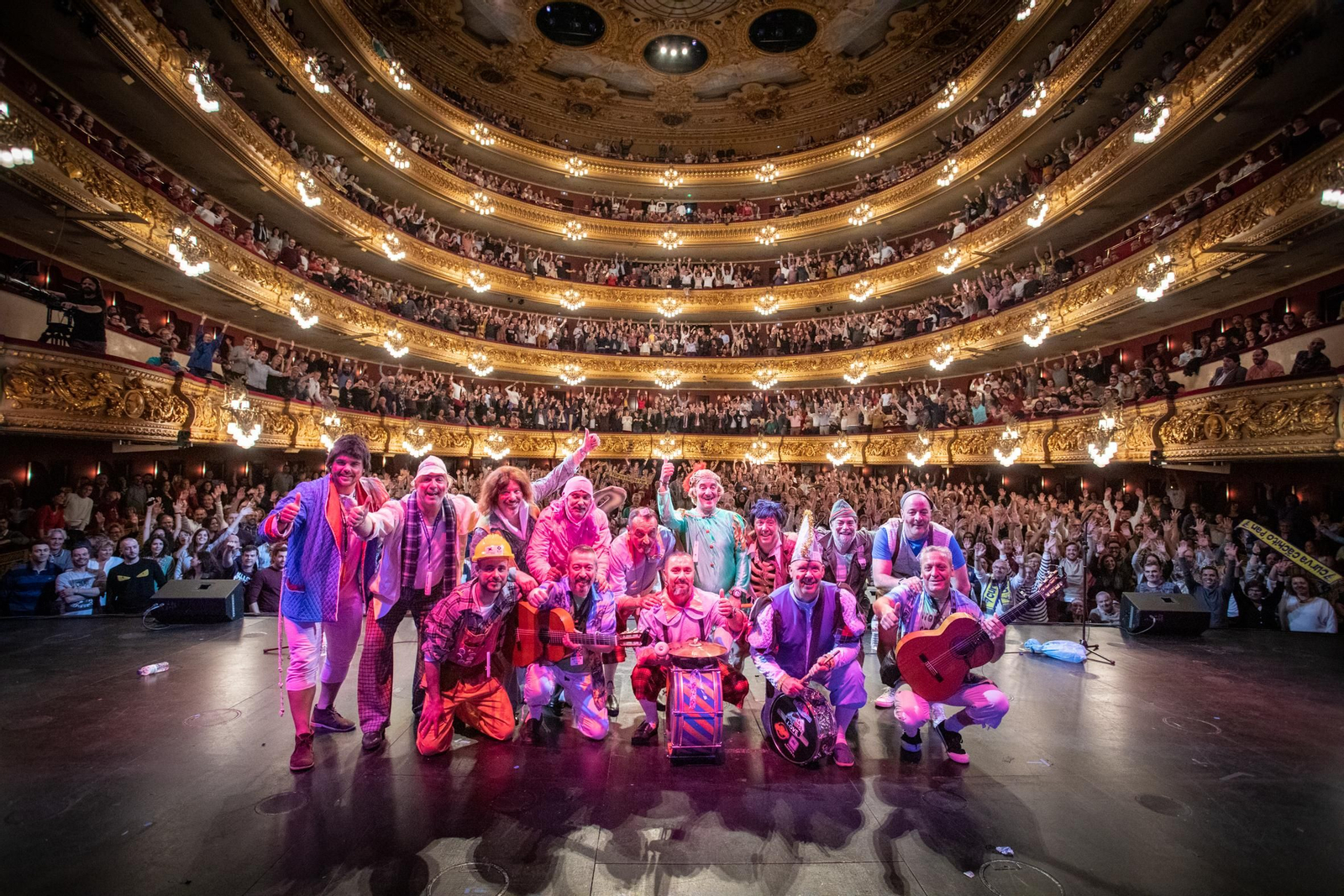 La antología del 'Love' sobre las tablas del teatro