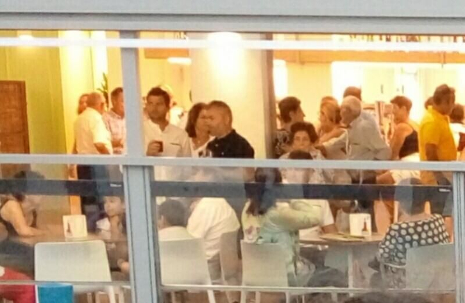 Las terrazas repletas de clientes pueden pasar a la historia.