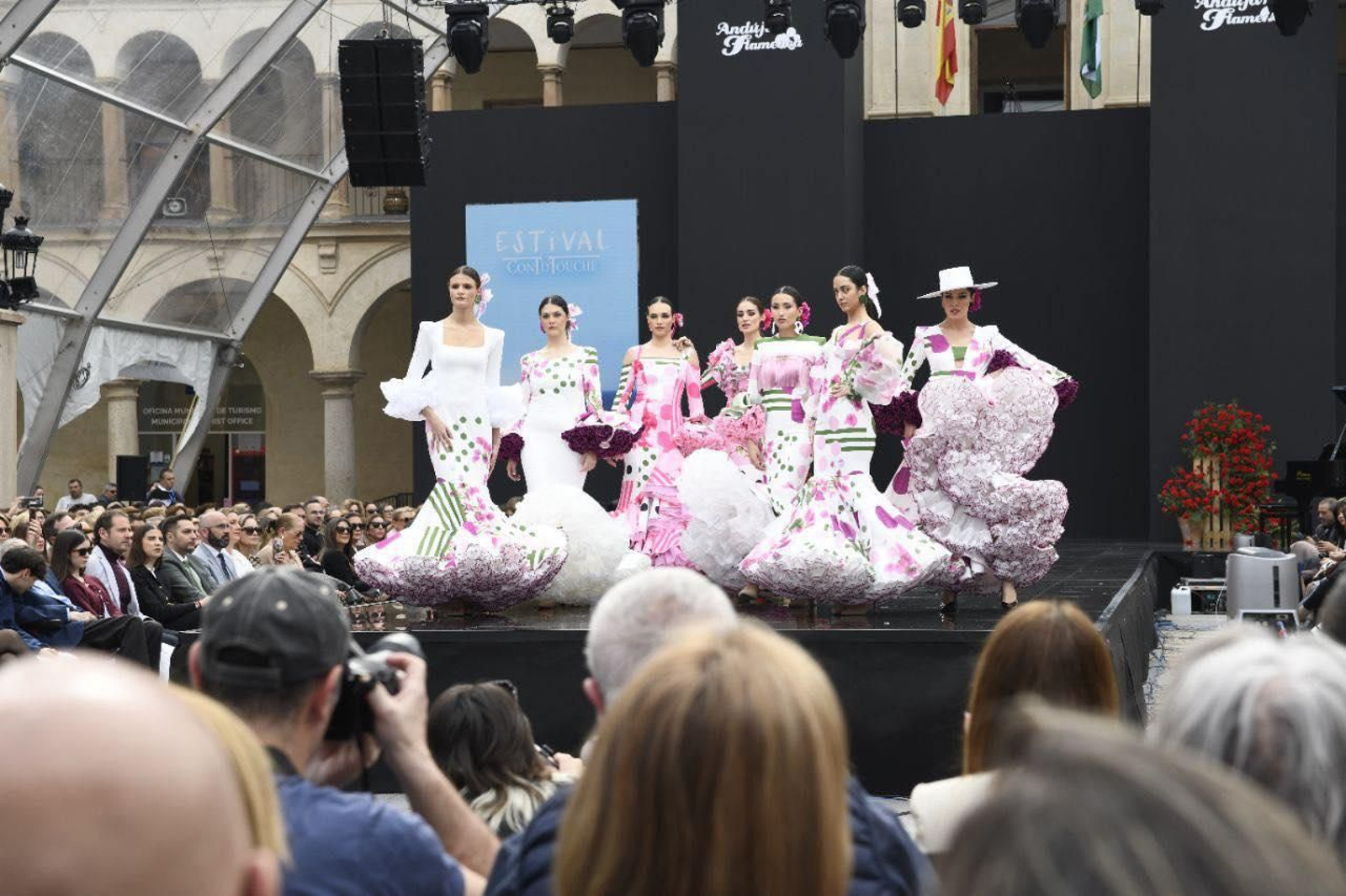 Lo mejor de Andújar Flamenca, moda de alta costura, en imágenes