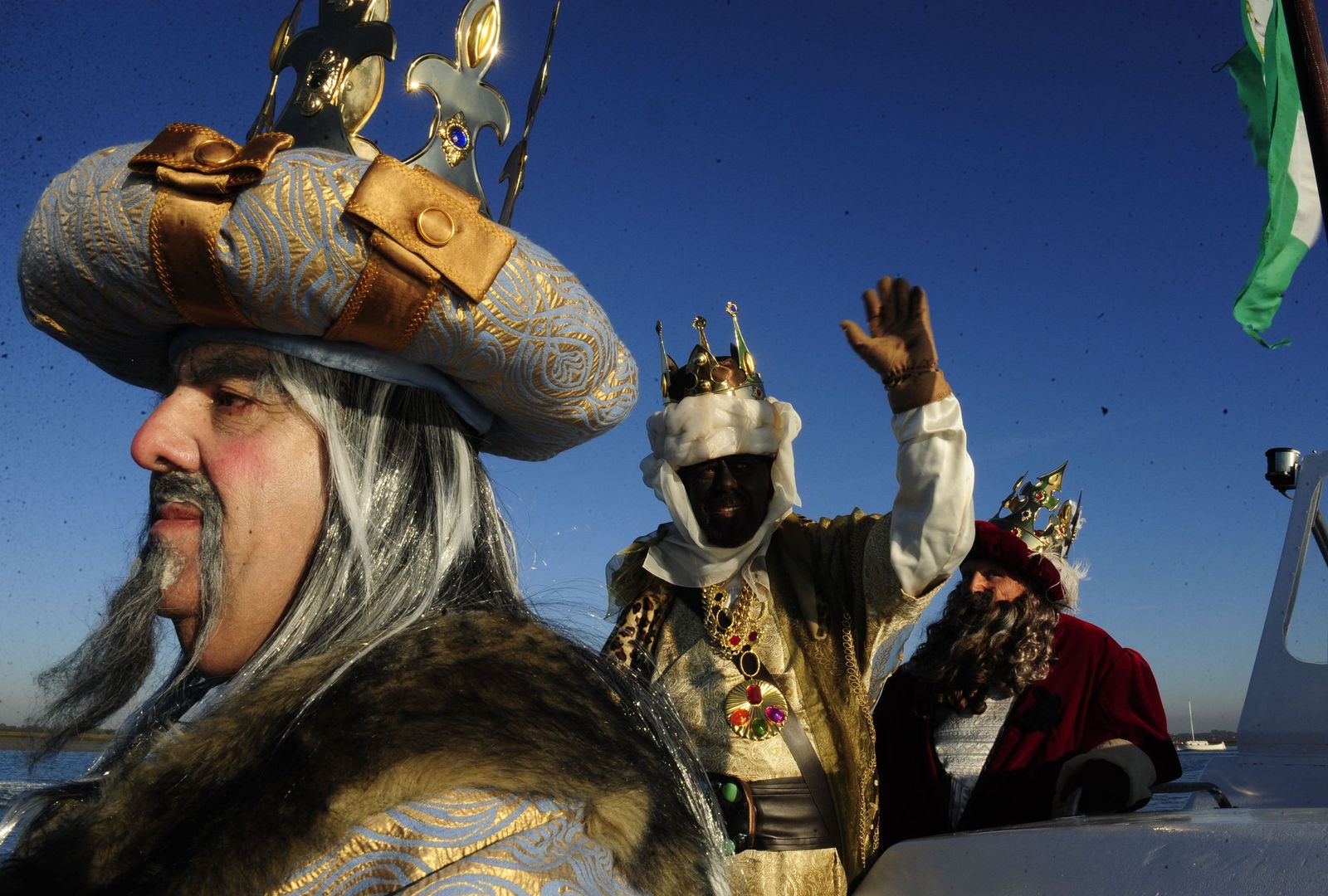 Otra imagen de la Cabalgata de Reyes de 2012 en San Fernando
