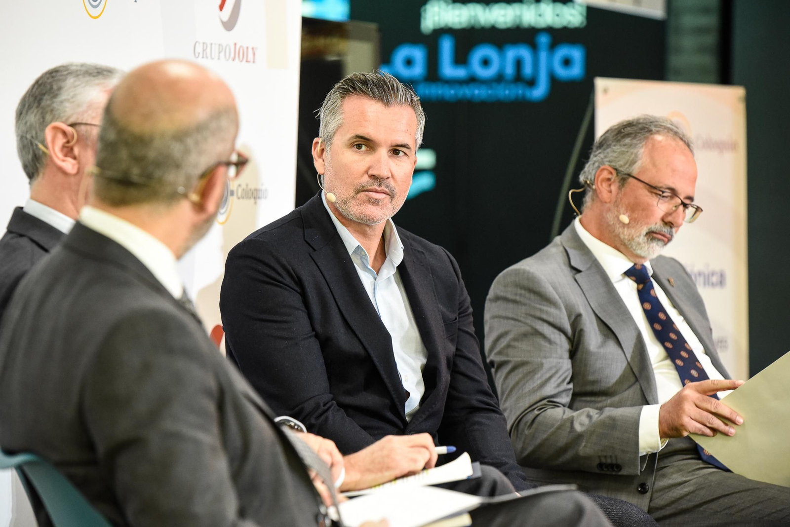 Imágenes del Desayuno Coloquio "Enomía azul, claves para el desarrollo sostenible" organizado por el Grupo Joly