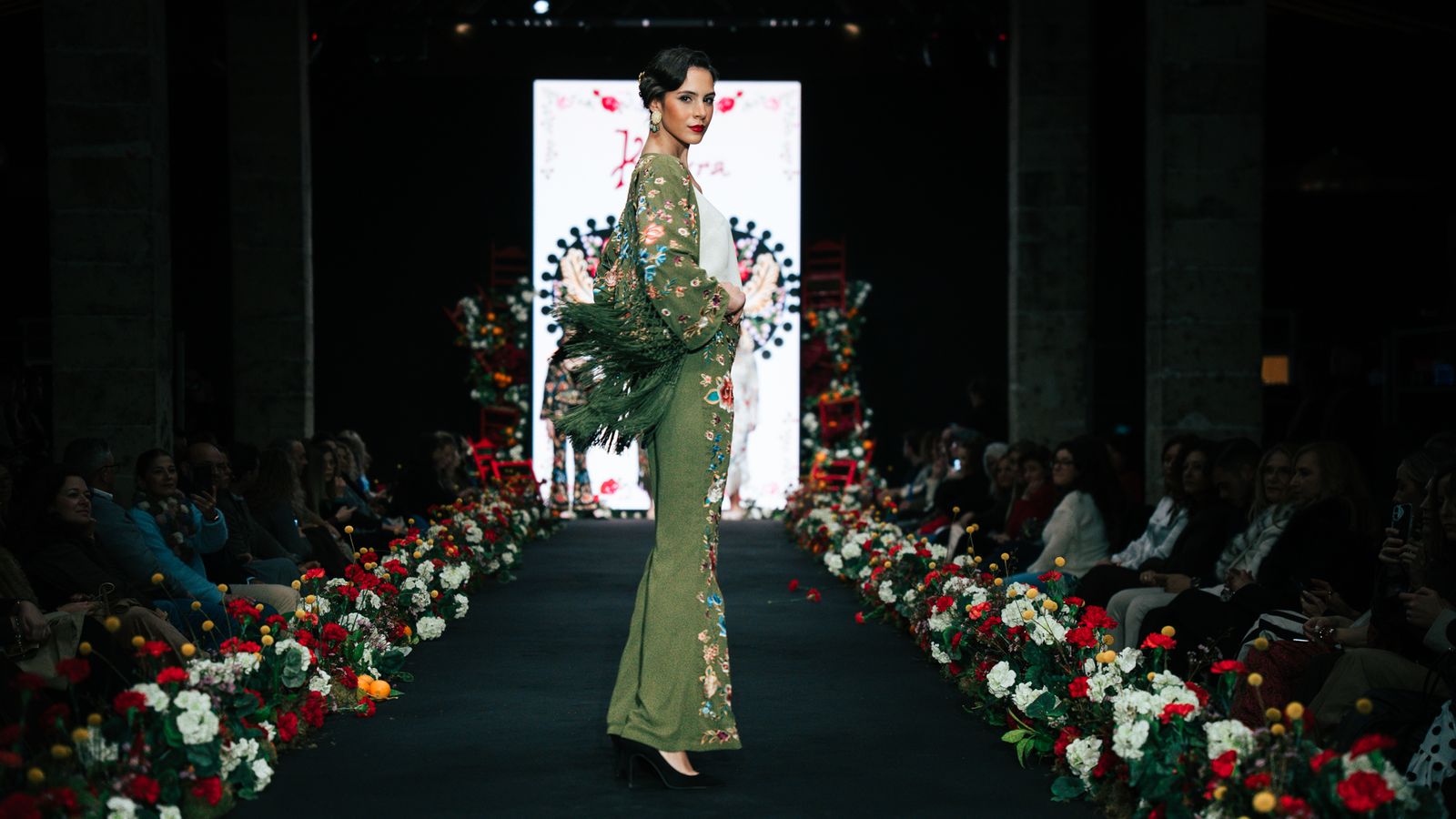 Kahyra presenta ‘Temple’.