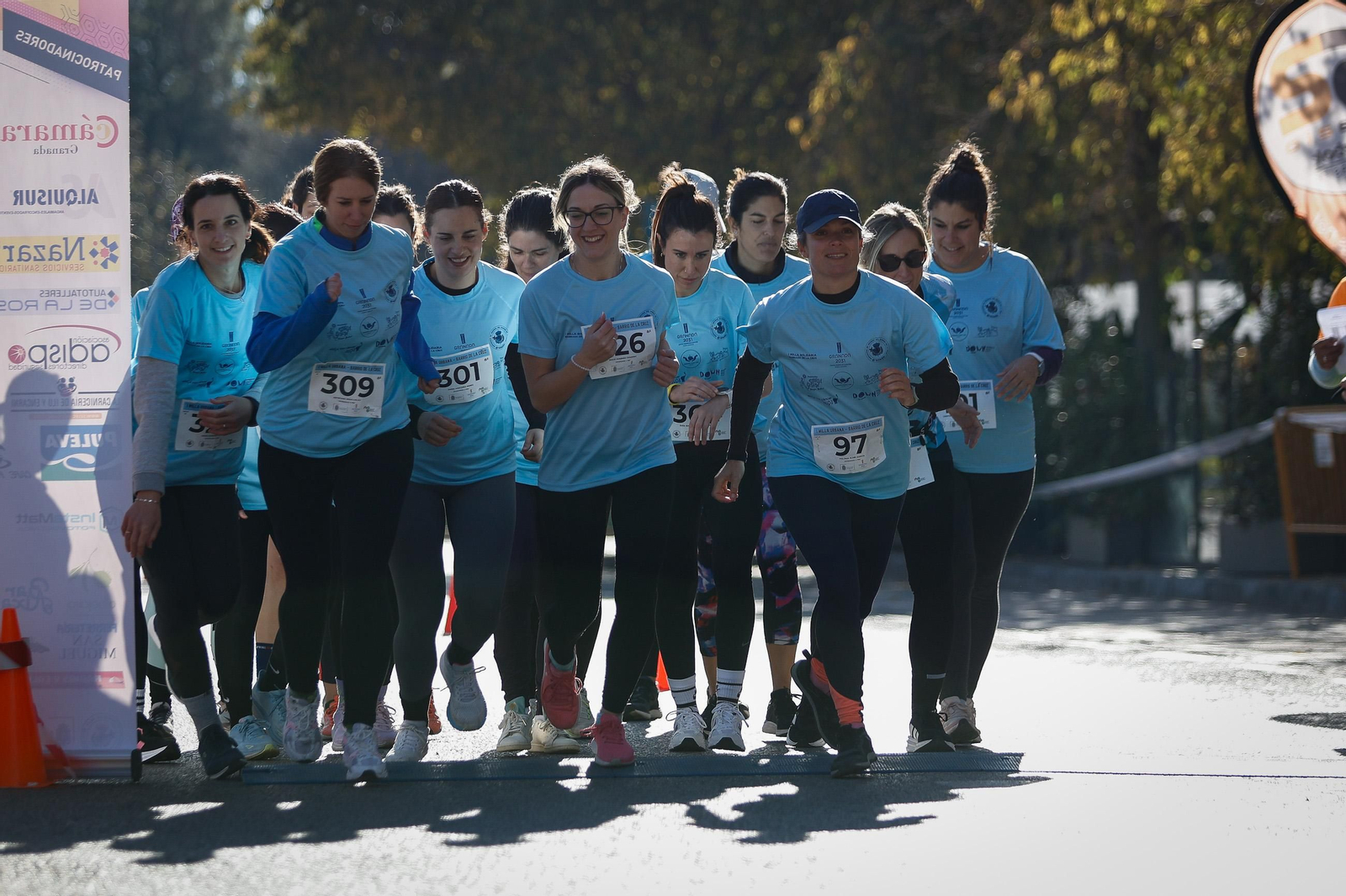 Las mejores imágenes de la Milla Solidaria del Barrio de la Cruz