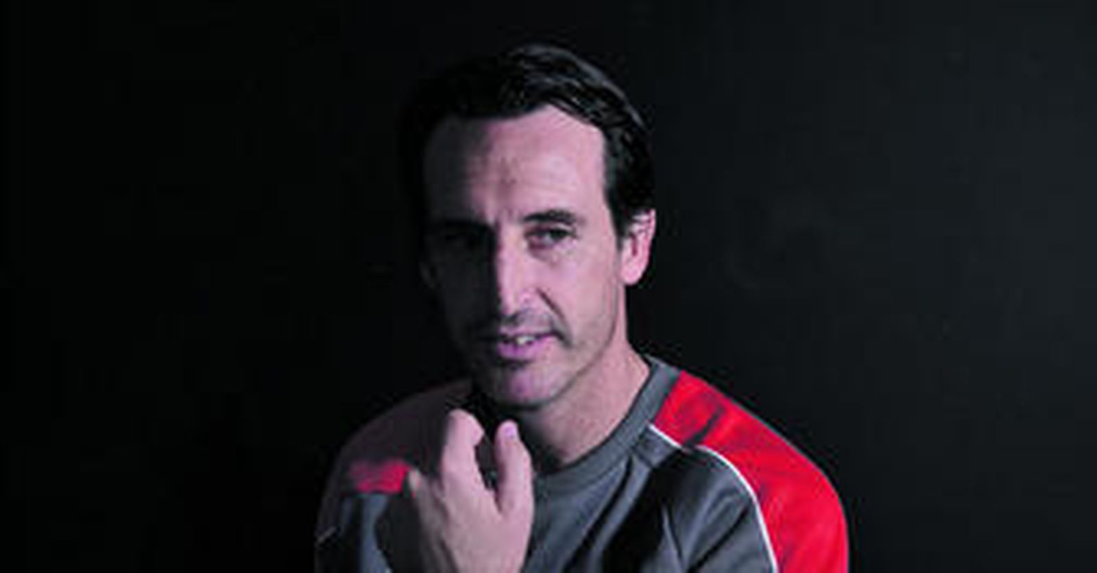 "Si protejo al futbolista y me critican a mí, el equipo crece"