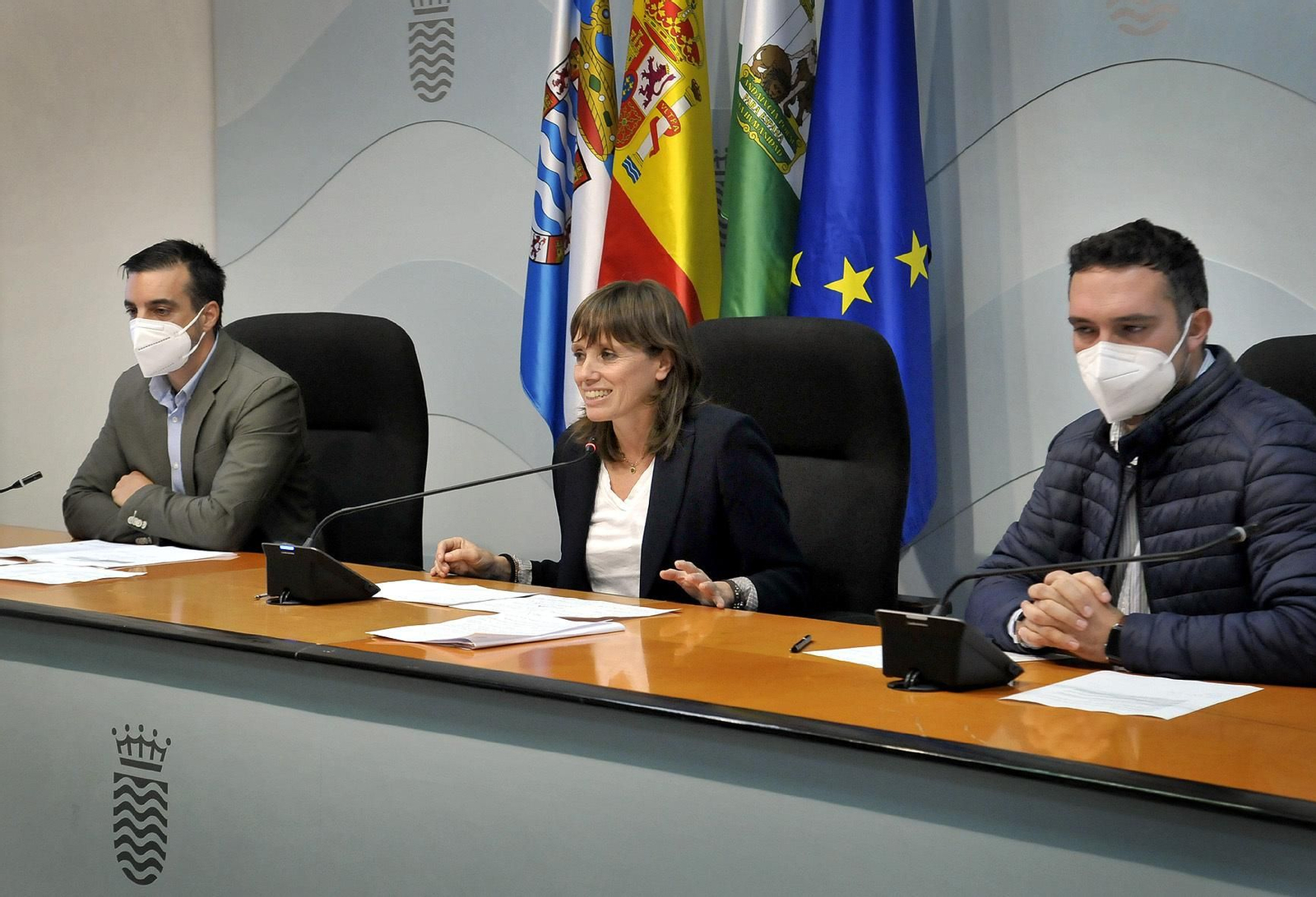José Antonio Díaz, Laura Álvarez y Jesús Alba, durante una comparecencia este martes. José Antonio Díaz, Laura Álvarez y Jesús Alba, durante una comparecencia este martes.