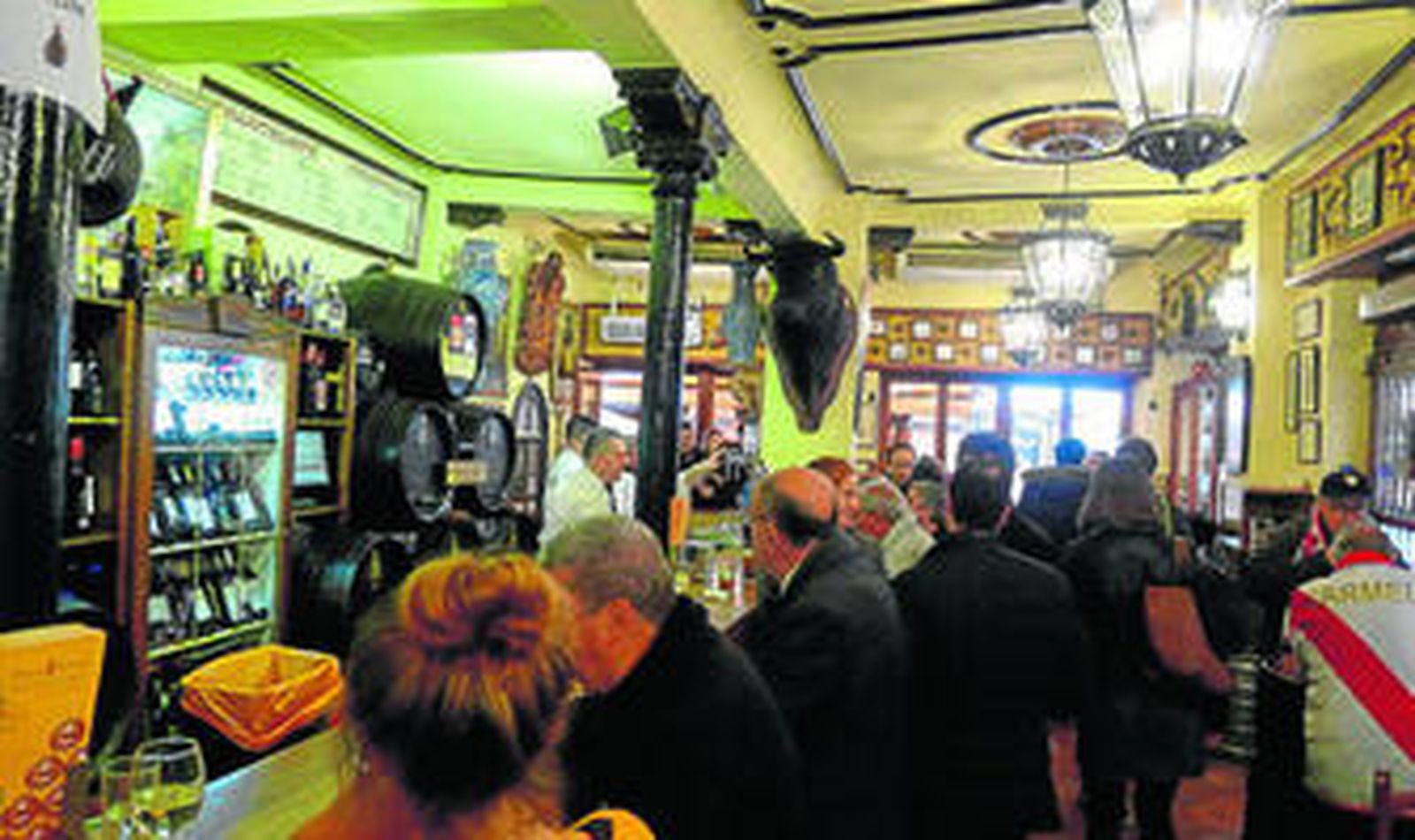 Interior de las Bodegas Castañeda.