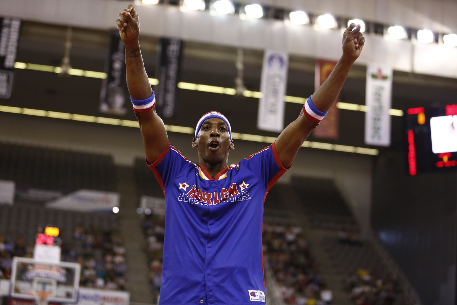 El espectáculo de los Globetrotters inunda el Palacio de Deportes